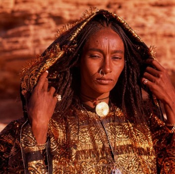 Femmes-du-sahara-MaximilienBruggmann